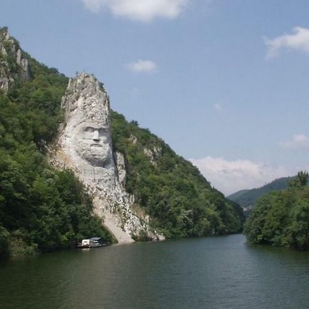Adrya Apartament Orszowa Zewnętrze zdjęcie